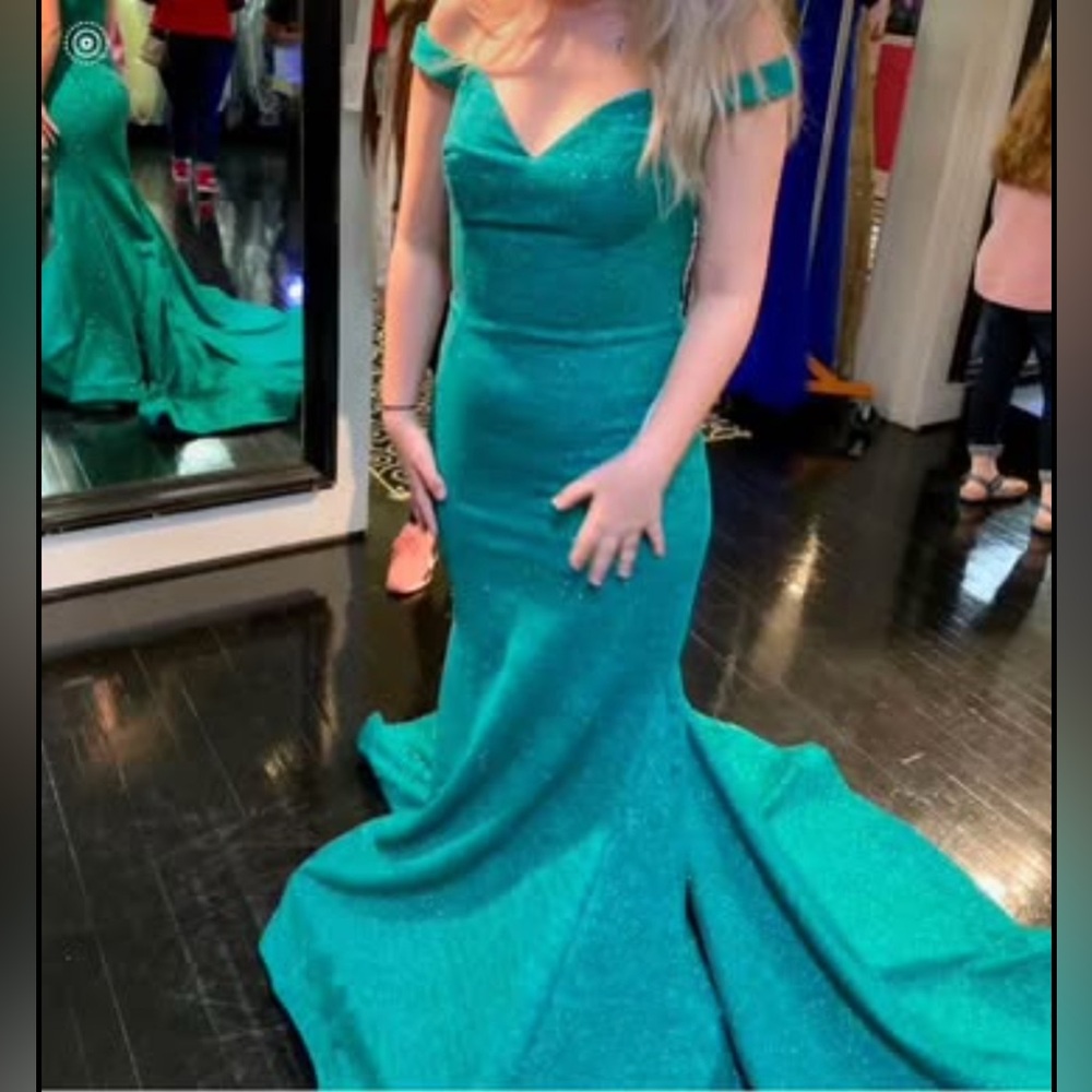 Jovani off the shoulder glitter prom/pageant gown. Size 6.